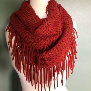 NWOT NORDSTROM INFINITY FRINGE SCARF